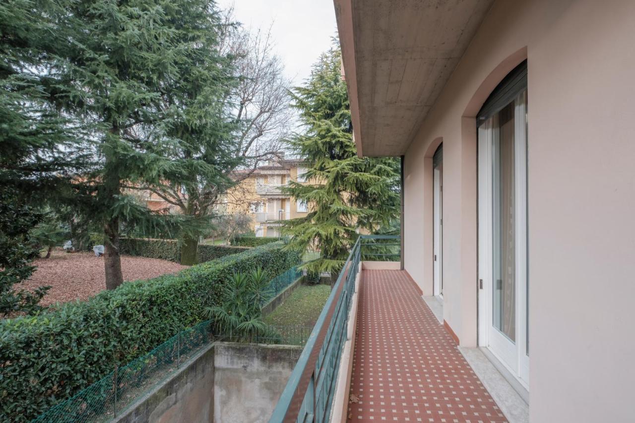 Aura Home Sirmione - 2 Bedrooms Apartment Exterior photo